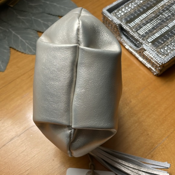 HOBO coin purse accessory bag, silver genuine leather - Picture 4 of 7